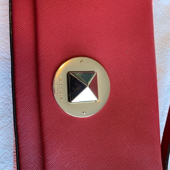 Kate Spade NWT “sally” cross body bag - red - Picture 2 of 8